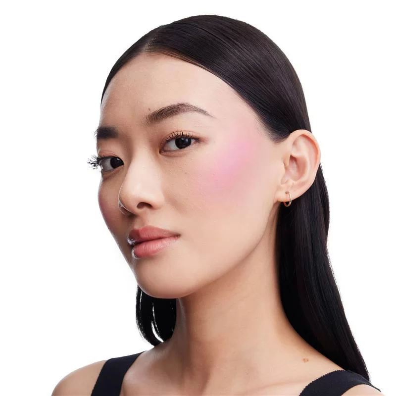 MAKE ME BLUSH BOLD BLURRING BLUSH