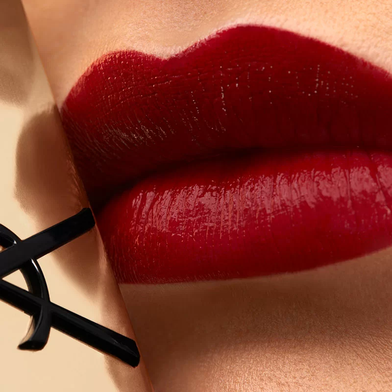 ROUGE PUR COUTURE